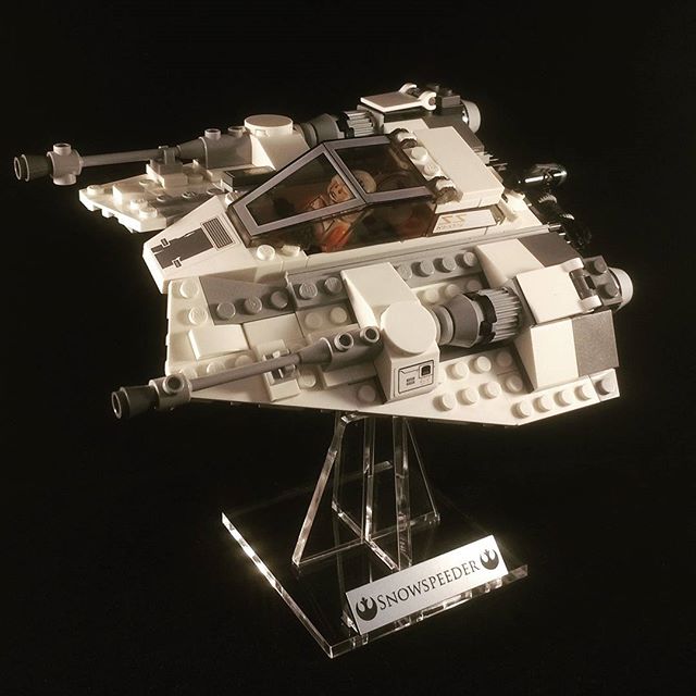 Support daffichage en acrylique pour LEGO Star Wars Snowspeeder 20e  anniversaire 75259 -  France